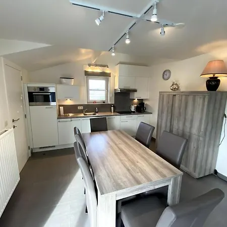 Z&p138 Gezellig En Goed Uitgerust Vakantiehuis Voor 6 Personen Middelkerke